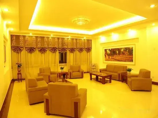 Ewenki Qixin Dun Hotel