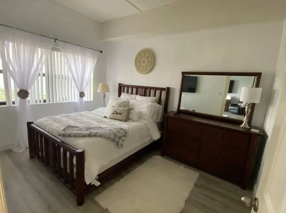 Uhost AI 2BR Condo Scenic Mountain Retreat