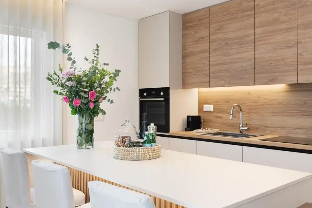2-bdr SV Elegance Luxury Apt With Shared Pool