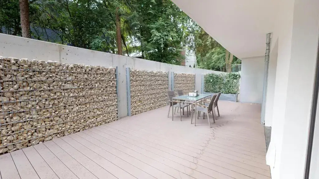 White Pearl Apartment 0.05