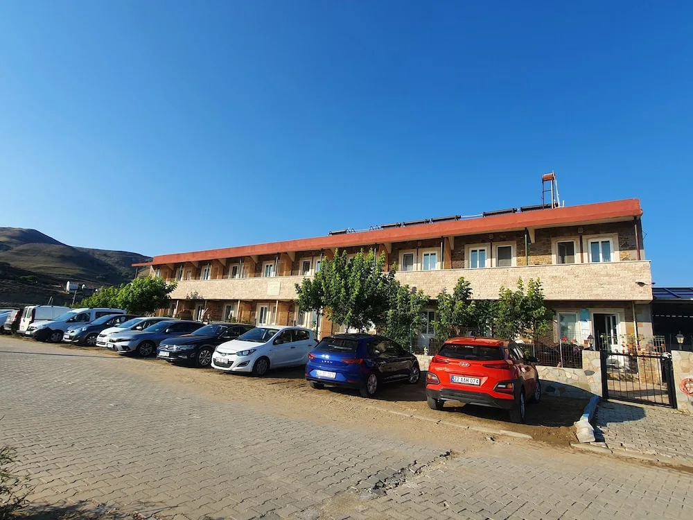 Gokceada Batihan Hotel