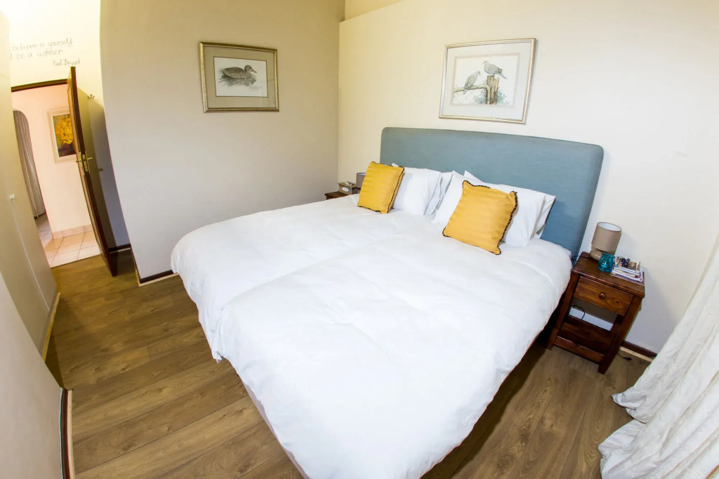 Winelands Villa Guesthouse and Cottages