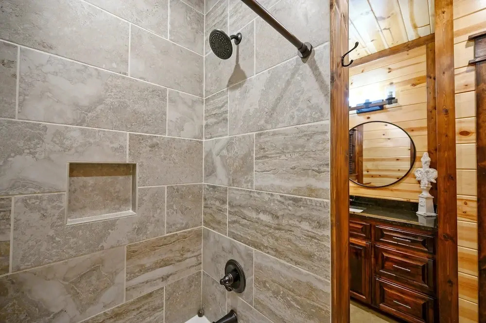 Sugar Mama Cabin for 10!
