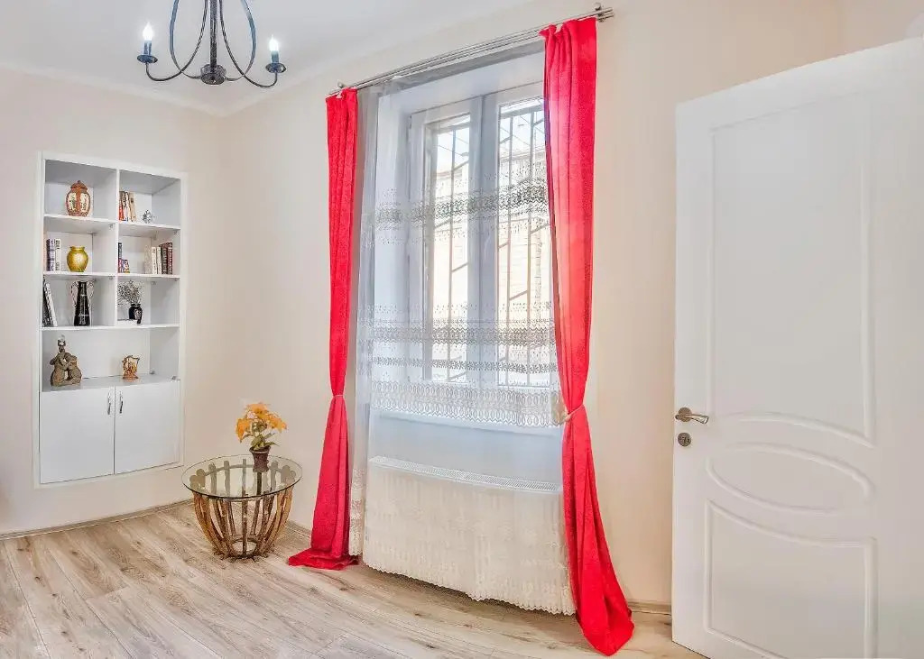 H&B apartments Izashvili
