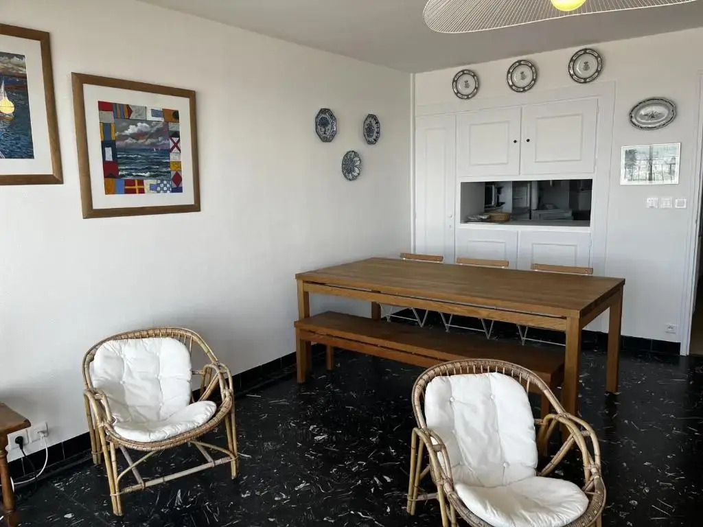 Appartement Les Sables-d'Olonne, 3 pièces, 6 personnes - FR-1-197-170