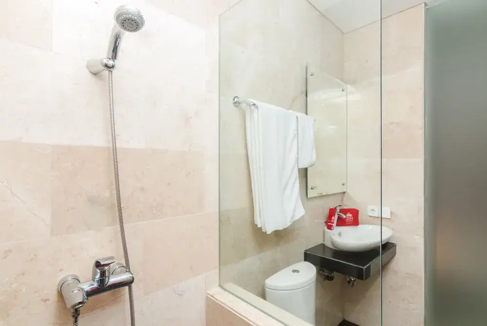 ZEN Rooms Sriwijaya Legian Kuta
