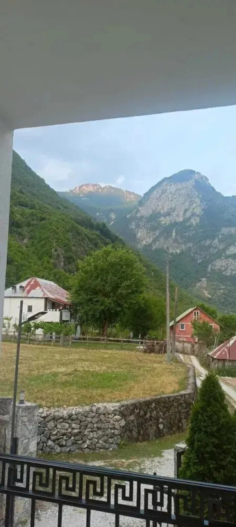 Hotel & Bar - Restorant  Piceri Dragobia