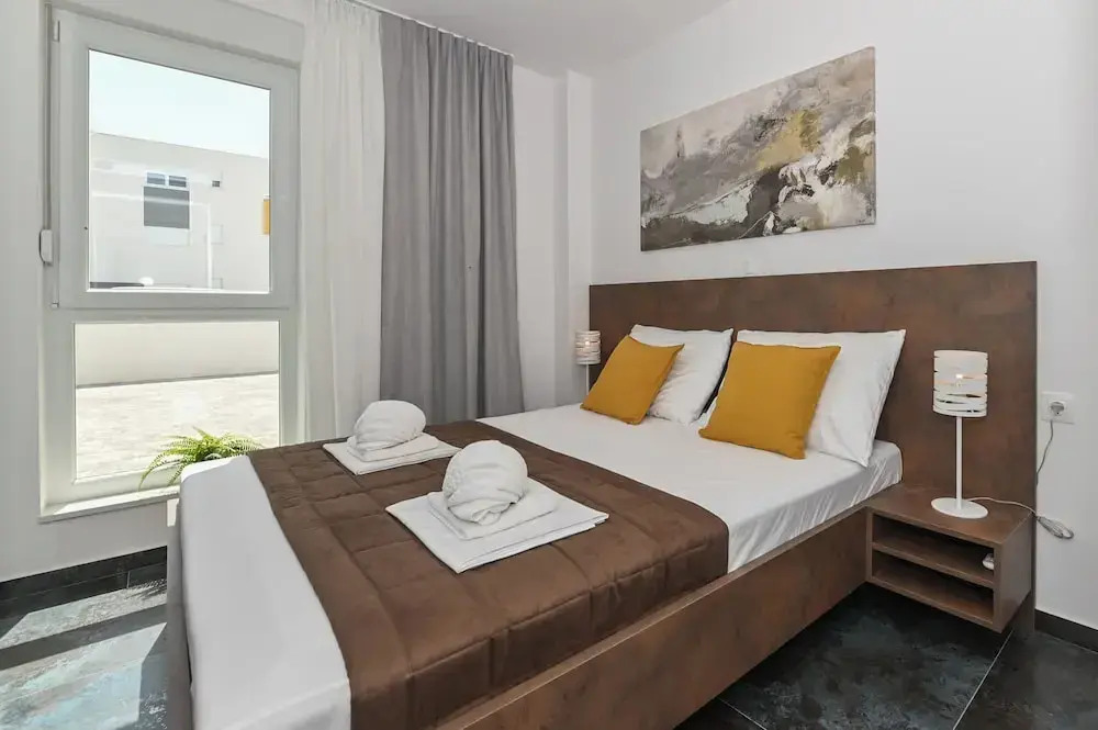 Pool apartments Banta A