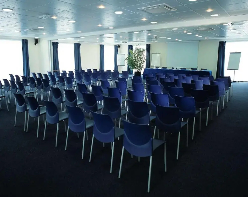 Kyriad Prestige - Bordeaux Aeroport