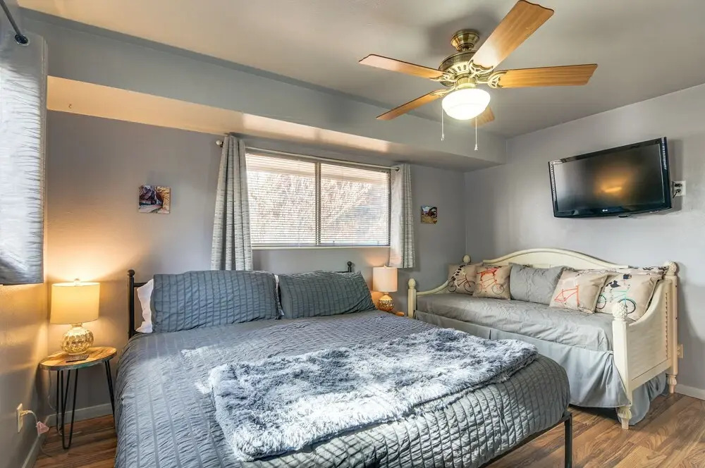 Kanab Home w/ Deck Near Zion National Park!
