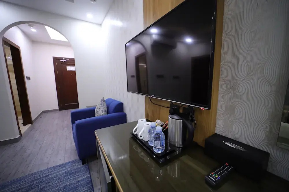 PRIMOTEL Elite As Salamah - Serviced Apartments