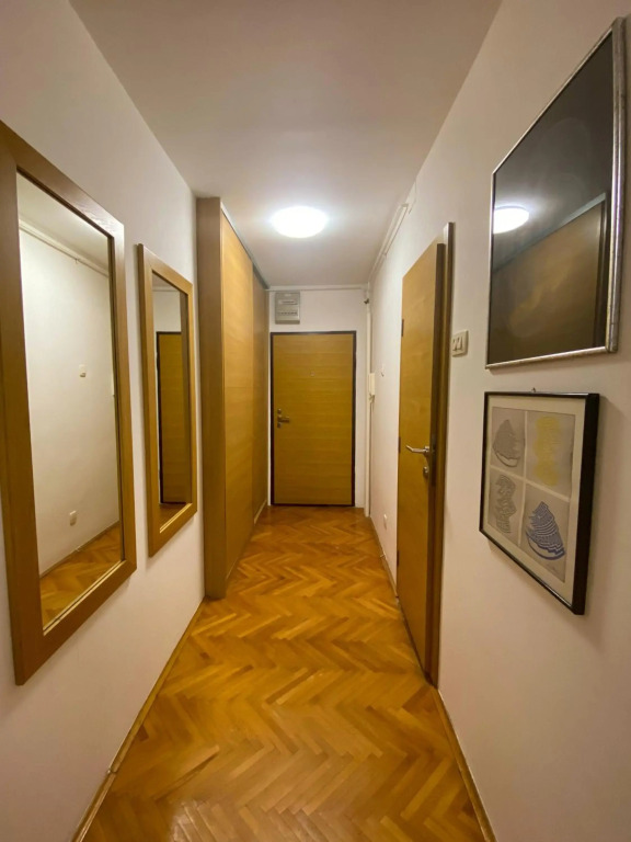 Lord's Apartment