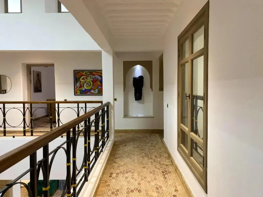 5 bedrooms villa with private pool enclosed garden and wifi at Marrakech