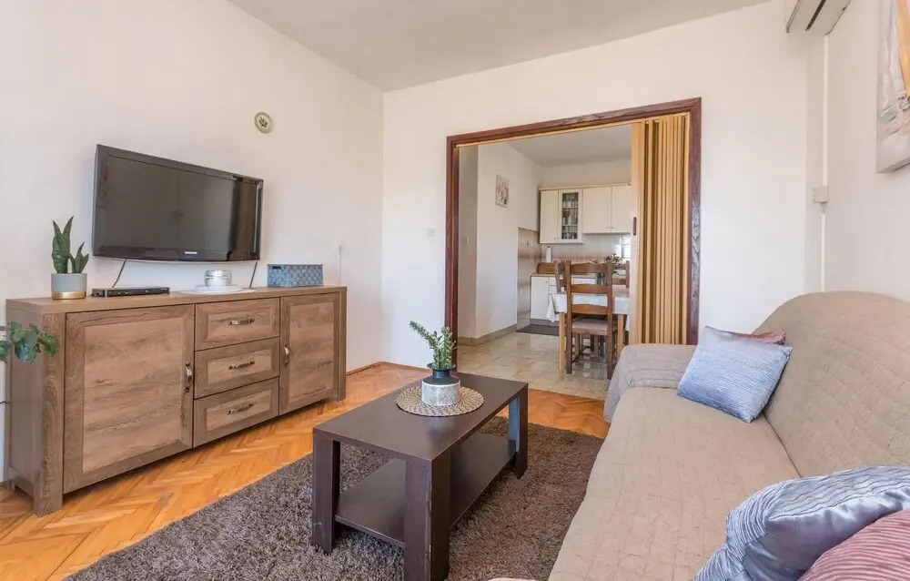 Amazing Apartment in Pasman With Wifi and 2 Bedrooms