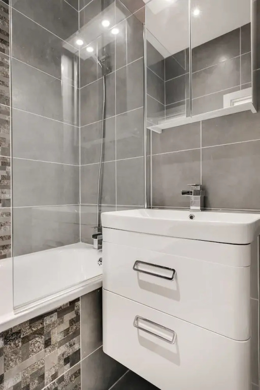 Notting Hill Charm Apartment