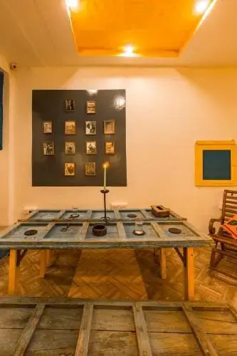Locomo Hostel - A Heritage Property