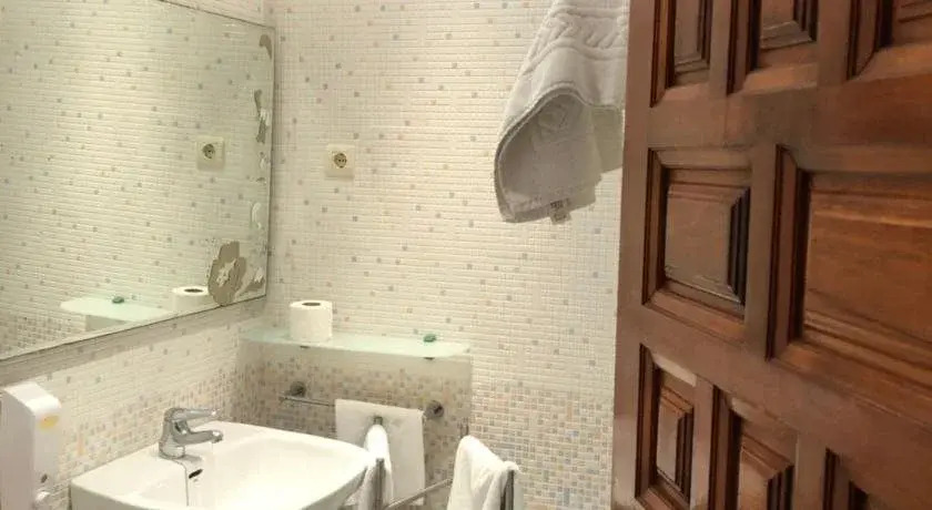 Hostal Paratene
