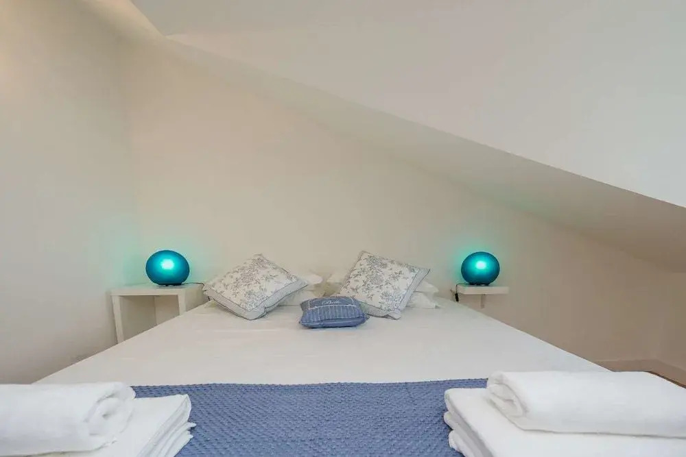 Comfortable and Trendy Lisbon Apartment