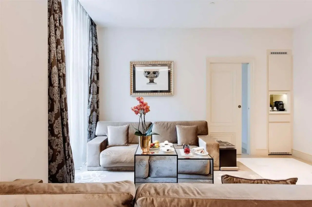Aleph Rome Hotel, Curio Collection By Hilton