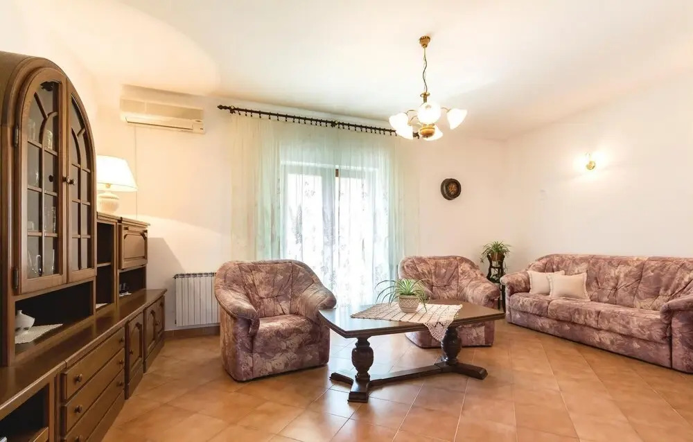 Amazing Home in Sisan With Wifi and 3 Bedrooms