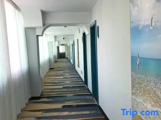 Huayi Ximan Hotel (Nanning Qingxiushan Subway Station)
