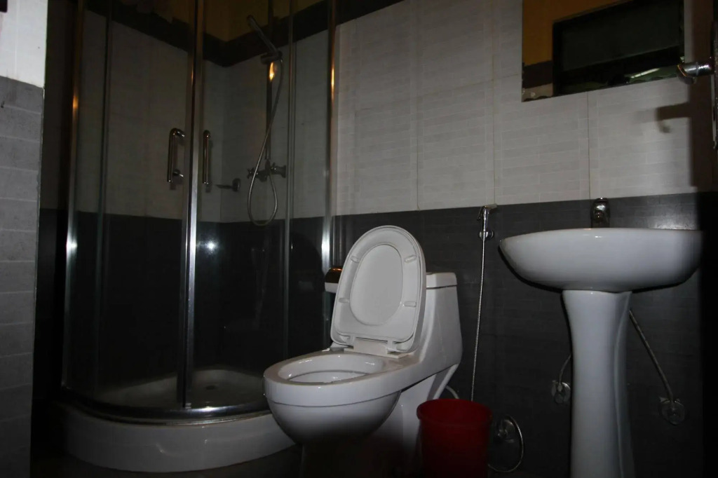 Acme Guest House