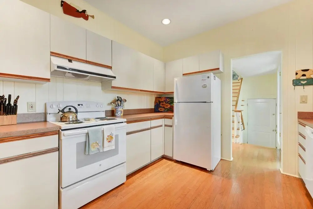 3939 Duval Drive Beachfront by Vtrips