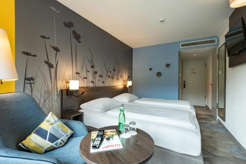 4 Rest Hotel
