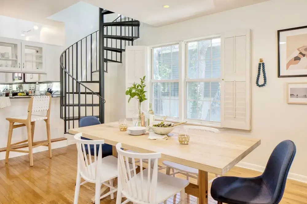 Hemlock by Avantstay Minutes From Folly Beach w/ Multiple Patios
