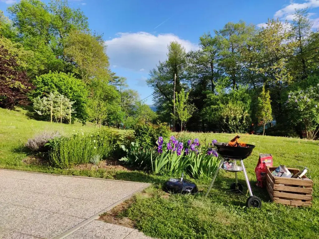 Lake House Sebanc