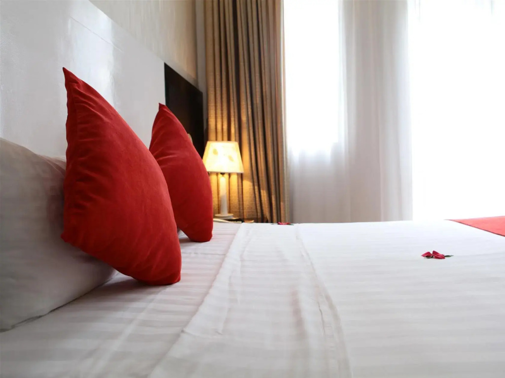 Golden Spring Hotel