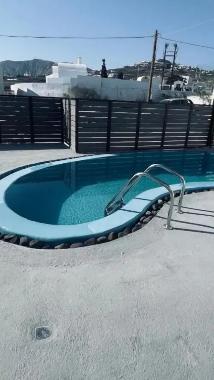 Alikis Apartments