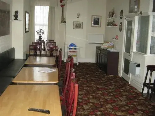 Almar Hotel Apartments Blackpool