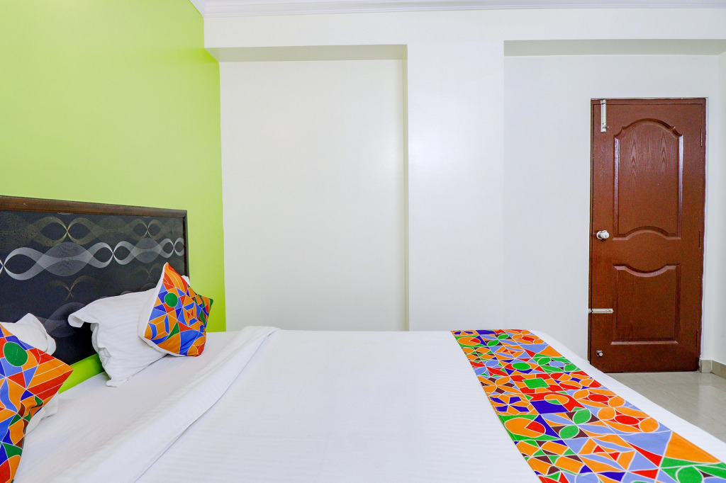 FabHotel Ivory Pearl