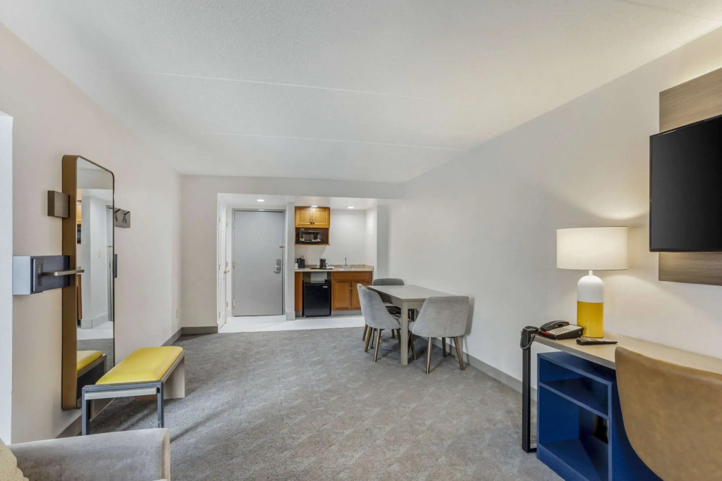 Comfort Inn & Suites Voorhees-Mt Laurel