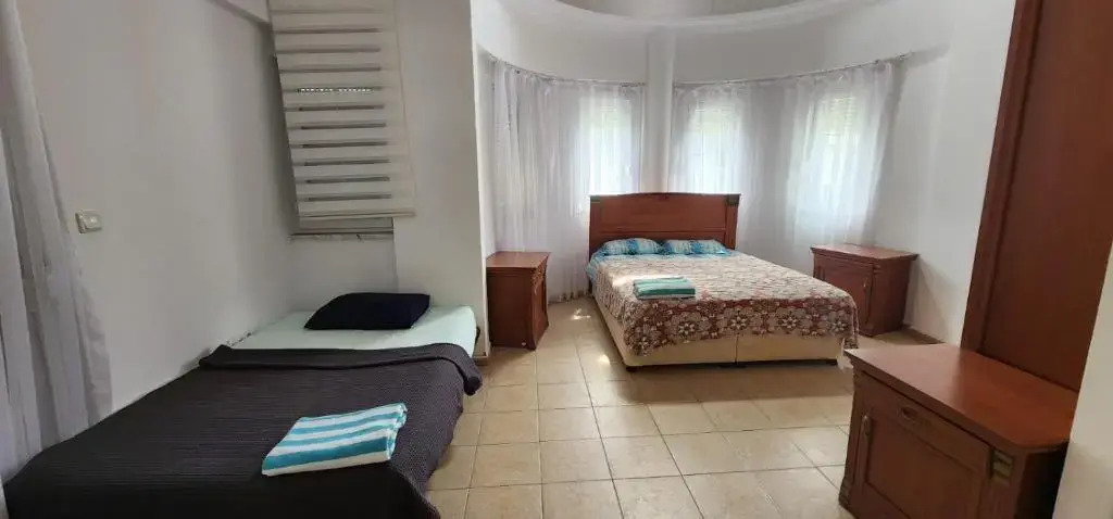 Bella Villa 6