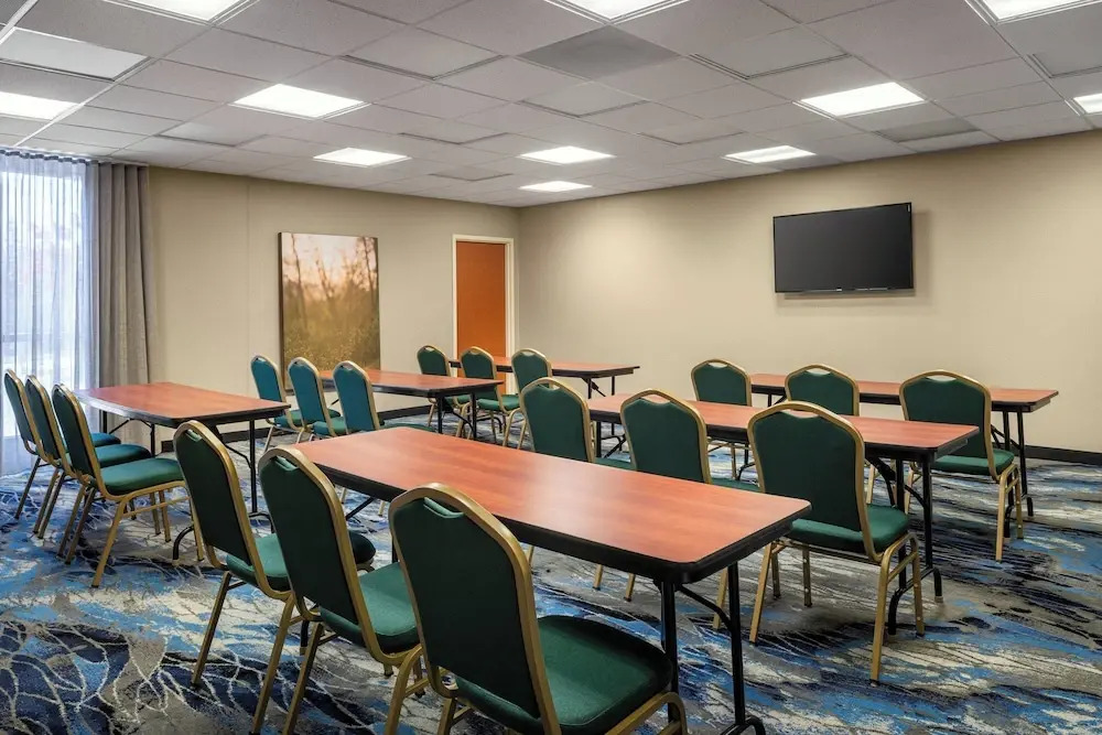 Fairfield Inn & Suites by Marriott Visalia Tulare