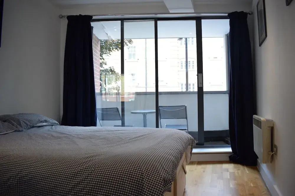 Kings Cross Modern Apartment