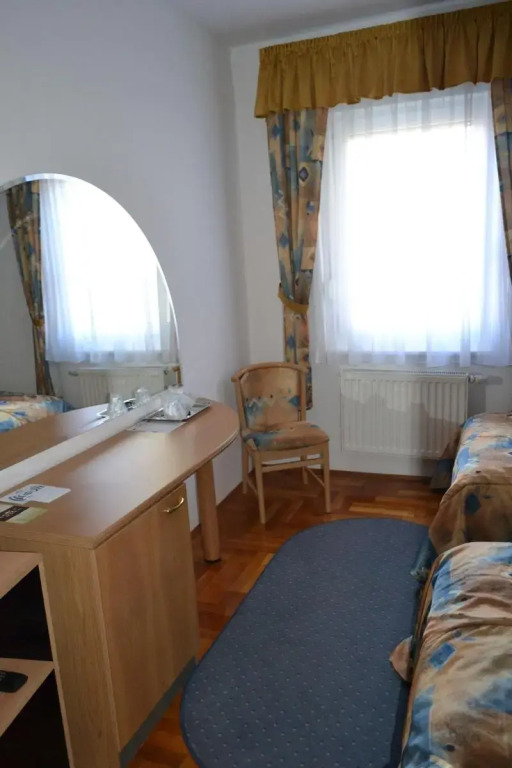 Leier Business Hotel