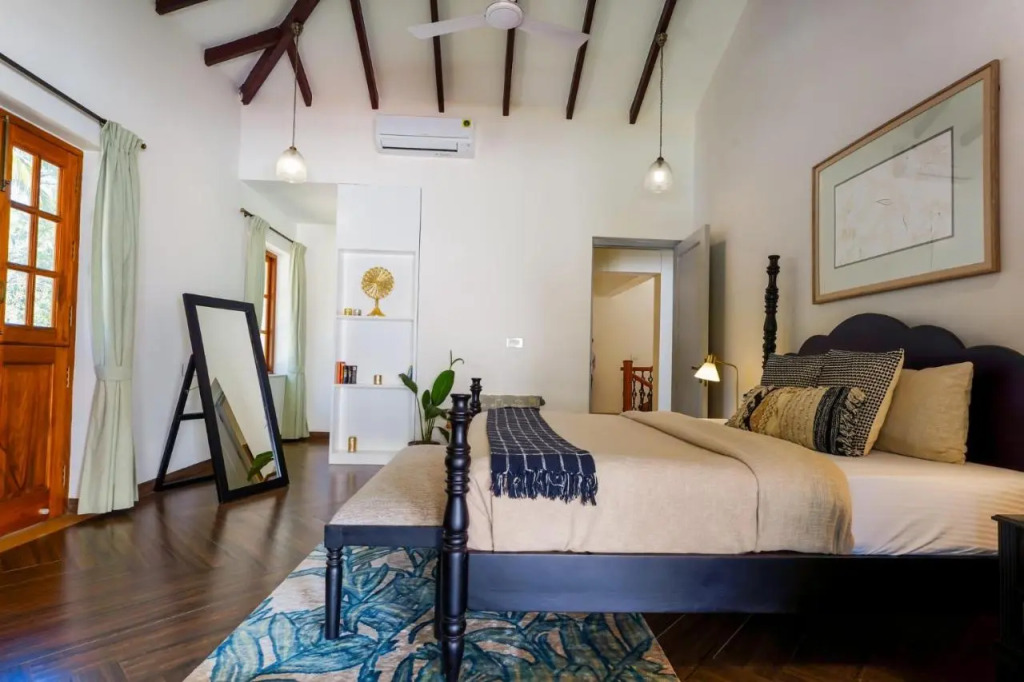 ELIVAAS 4 BHK with Pvt Pool in Arpora - Lumin