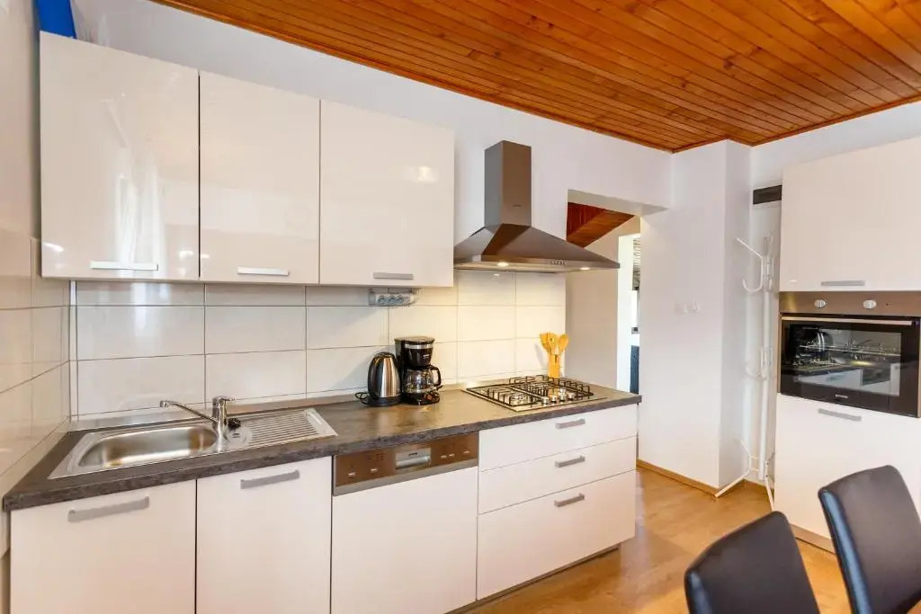 Apartmani M