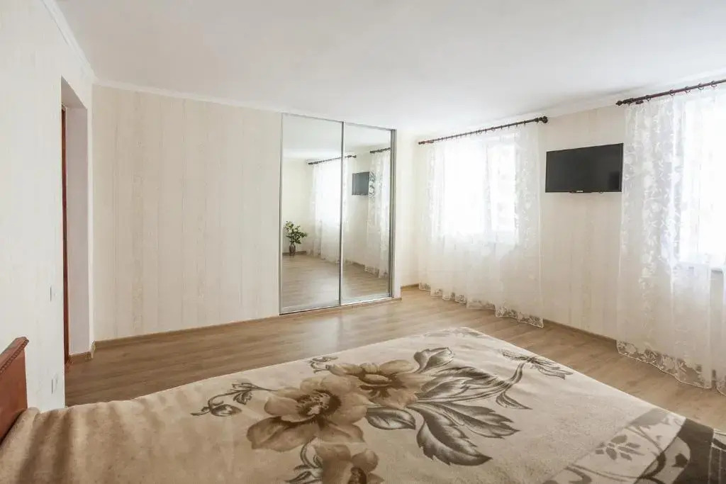 Apartment on Zhukovskogo