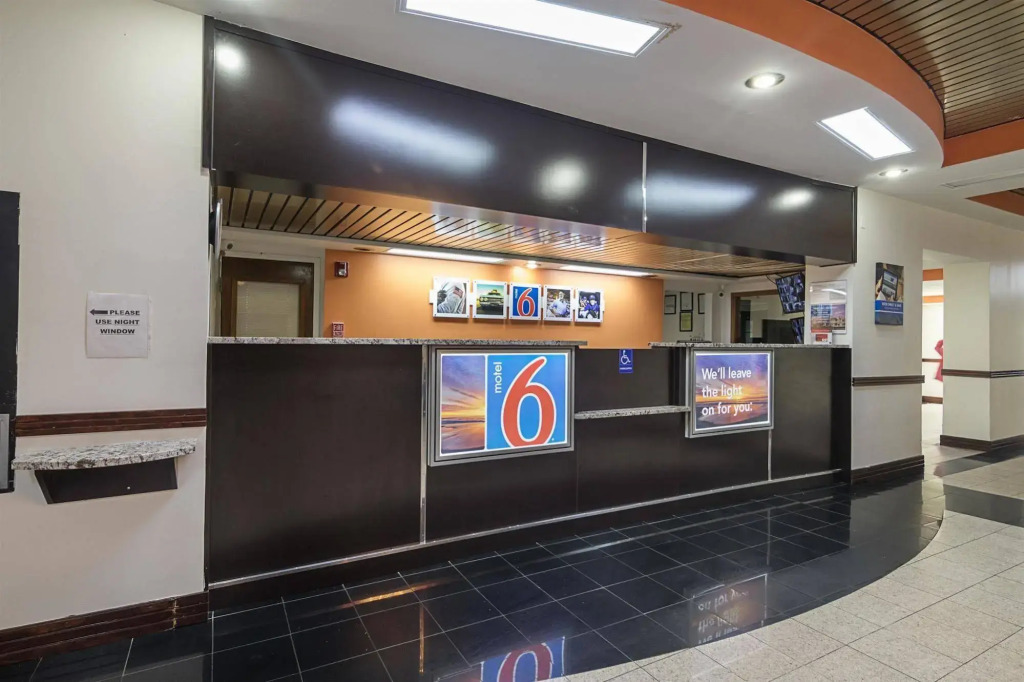 Motel 6-Decatur, GA