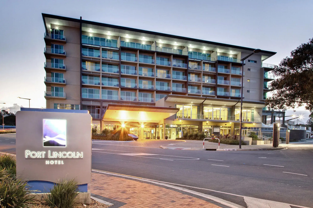 Port Lincoln Hotel