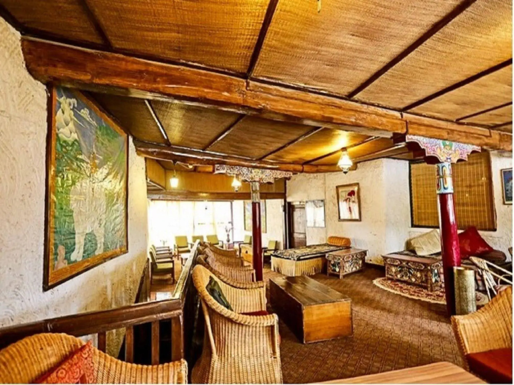 Hotel Shambhala