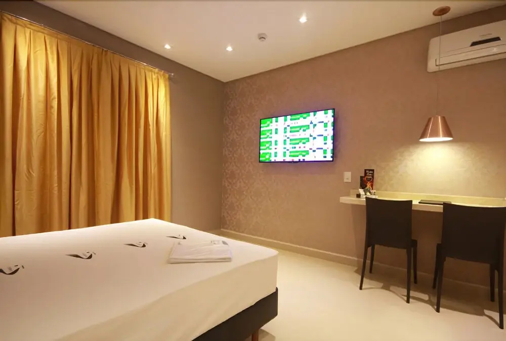 Guess Hotel & Motel