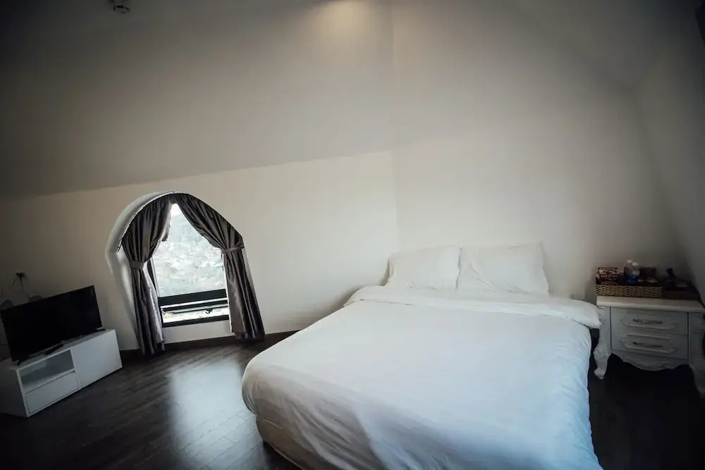 DQC Apartment  Hotel