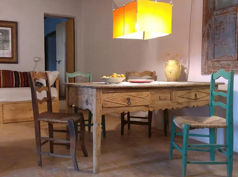 BORGO PETELIA, Casa Chiarotti, Antica casa con scala esterna