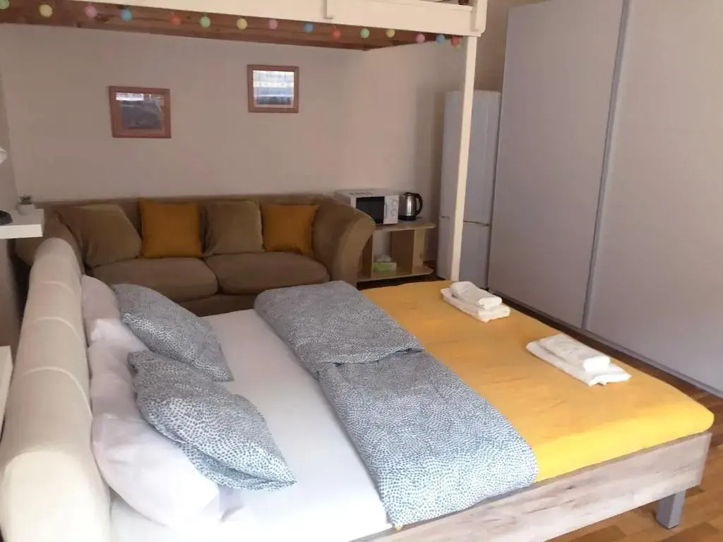 V57 Apartment Oktogon