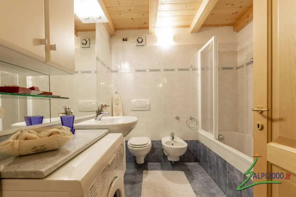 RADETZKY -  typical apartment. (022113-AT-667315)-604  RADETZKY